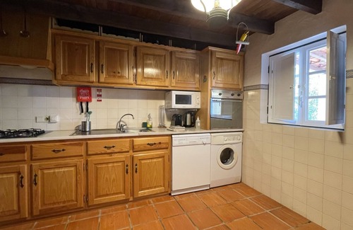 Sao Pedro de Tomar Cottage | Country house with private pool and panoramic views.