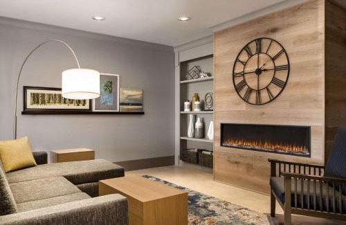 St. Cloud Hotel | Country Inn & Suites by Radisson, St Cloud East, MN