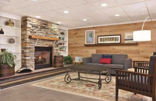 Wytheville Hotel | Country Inn & Suites by Radisson, Wytheville, VA
