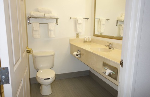 Round Rock Hotel | Country Inn & Suites by Radisson, Round Rock, TX