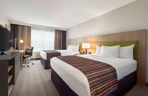 Decorah Hotel | Country Inn & Suites by Radisson, Decorah, IA