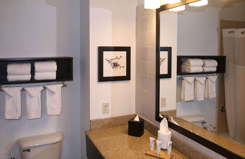 Wilson Hotel | Country Inn & Suites by Radisson, Wilson, NC