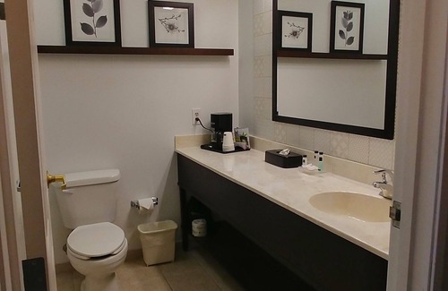 Chambersburg Hotel | Country Inn & Suites by Radisson, Chambersburg, PA