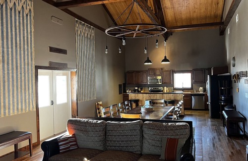 Great Bend House | Country Lodge