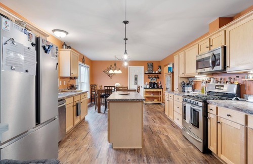 Trumansburg House | Country Oasis; Ithaca College Grad wknd!