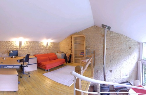 Clussais-la-Pommeraie Cottage | Country property with swimming pool