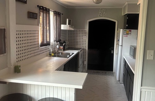 Sullivan House | Country Rental