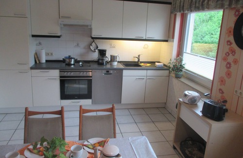 Marsberg Apartment | Country vacation /farm FeWO Linde, simply good