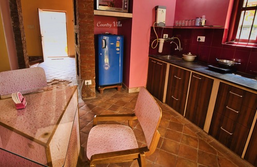Ilam Bazar Villa | Country Villa with Modern Amenities, Santiniketan