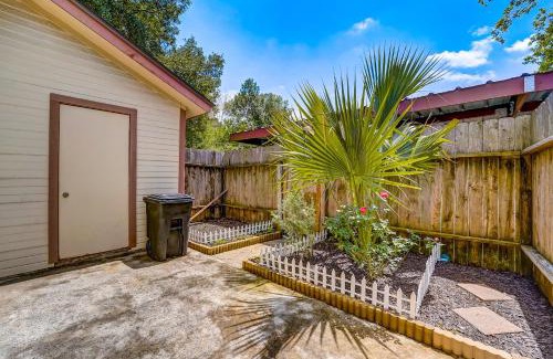 Humble Apartment | Country Village Condo