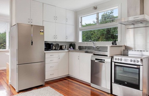 Mangere House | Countryside 3BR Family Home near Airport