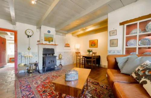 Westenschouwen House | Countryside Bliss: Historic Cottage by the Sea