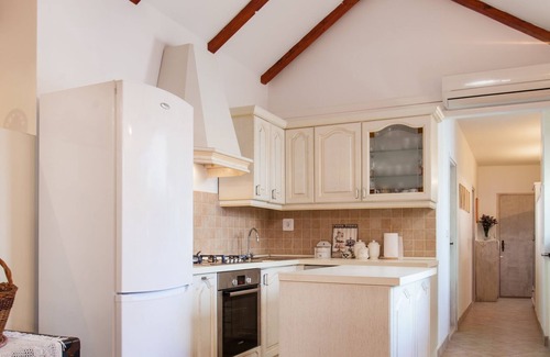 Cove Donja Krusica (Donje selo) Villa | Countryside Family Villa with Private Pool