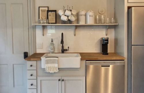 Litchfield Historic District House | County Seat Colonial