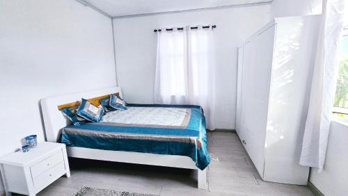 Candos Apartment | Couple Perfect - Lovely New 1-Bedroom Apartment
