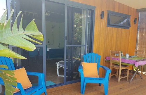 Henley Beach South Apartment | Couples Beach Retreat - with Spa & Home Cinema