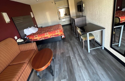 South Arlington Hotel | CourtesyStay