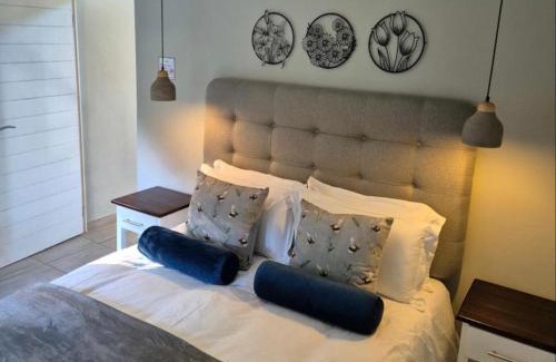 Hilton Villa | Courtleigh Cottage