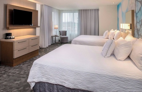 Farmington Hills Hotel | Courtyard by Marriott Detroit Farmington