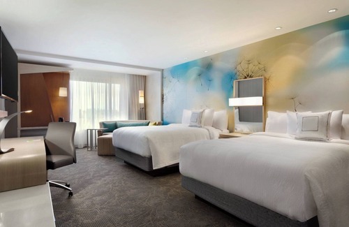 Meadowvale Village Hotel | Courtyard by Marriott Toronto Mississauga/West
