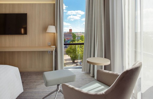 Business District Hotel | Courtyard by Marriott Vilnius City Center
