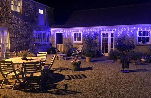 Rathvilly Cabin | Courtyard Cottage