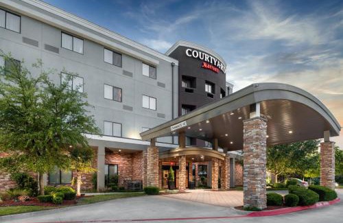Fort Worth Hotel | Courtyard Fort Worth West at Cityview