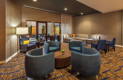 Downtown Reno Hotel | Courtyard Reno Downtown/Riverfront