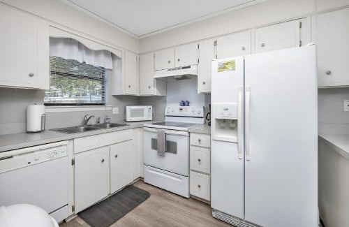 Saint Simons Island House | Courtyard Villa B-6