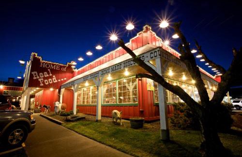 The Dalles Hotel | Cousin's Country Inn