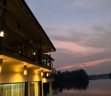 Kudal Villa | Cove - A Lake Cottage