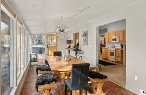 Glenwood Springs House | Cowboy Cottages - Cottage B