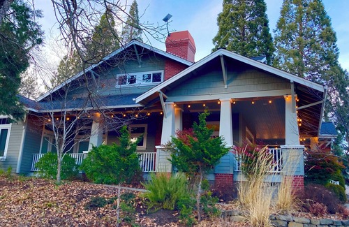 Jacksonville Apartment | Cowgirl Craftsman - Private Suite Upstairs - 2 blocks Historic Downtown J'ville