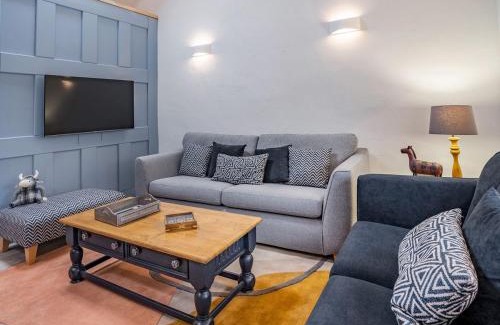 Whitland House | Cowshed 2 - Uk35458