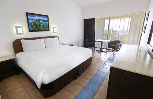 Colonos Cuzamil Hotel | Cozumel Hotel & Resort Trademark Collection by Wyndham All Inclusive