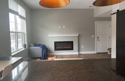 Weinland Park Apartment | Cozy 1-bedroom apartment in lovely Columbus with AC, fitness room, WiFi