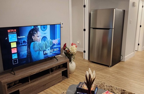 Moncton House | Cozy 1 bedroom basement apartment