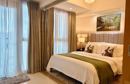 Bonifacio Global City Apartment | Cozy 1 bedroom condo in Uptown BGC