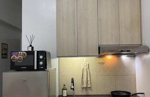 Brgy. 719 Condo | Cozy 1-bedroom condo with balcony in Roxas Blvd