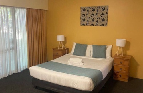 Mount Ommaney Hotel | Cozy 1-Bedroom-Ideal 4 Business