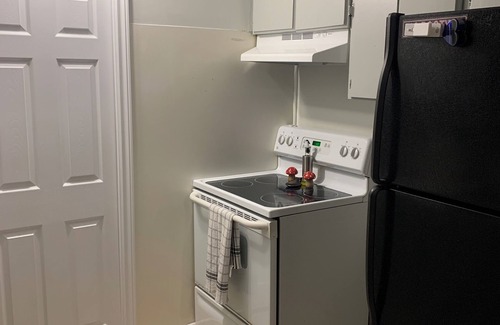 Chelmsford Apartment | Cozy 1 bedroom in the heart of Chelmsford!
