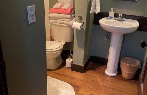 Pioneer Square Hotel | Cozy 1-bedroom suite in lovely Seattle with WiFi