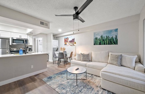 South Scottsdale Apartment | Cozy 1B1B Scottsdale Free Parking