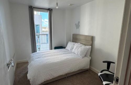 Stratford and New Town Apartment | Cozy 2 bed Flat 5min walk to Stratford Westfield