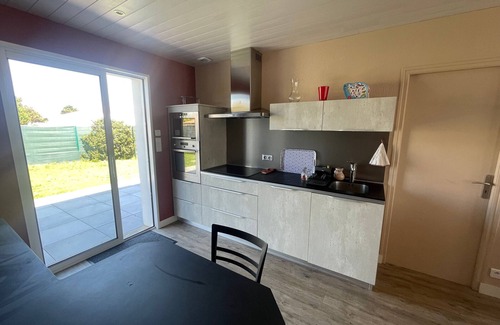 Chateau-d'Olonne House | Cozy 2-Bedroom House with Garden, Terrace & BBQ – Near Beach & Shops