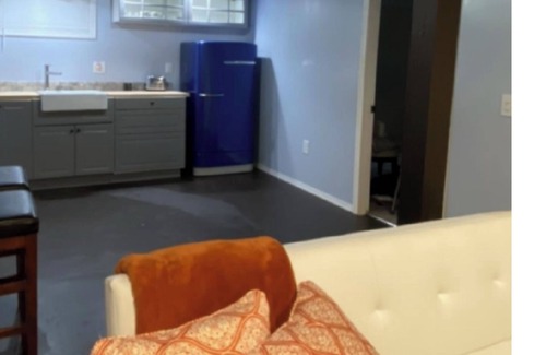 Hillsboro Apartment | Cozy 2 bedroom, apartment in downtown Hillsboro with AC, WiFi, fitness room.
