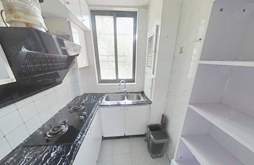 Changning Apartment | Cozy 2-bedroom apartment in beautiful Shanghai with WiFi, AC