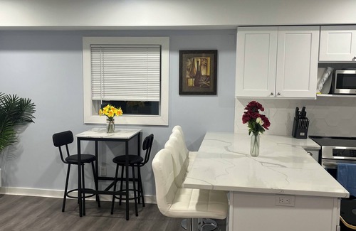 Park Hill Apartment | Cozy 2-bedroom apartment in wonderful Yonkers close to NYC