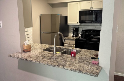 Vickery Meadow Condo | Cozy 2-bedroom condo in terrific Dallas with AC, WiFi etc.