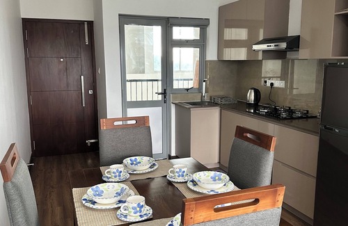 Polgasowita Apartment | Cozy 2-bedroom golf course apartment in charming Gonapola, Sri lanka
